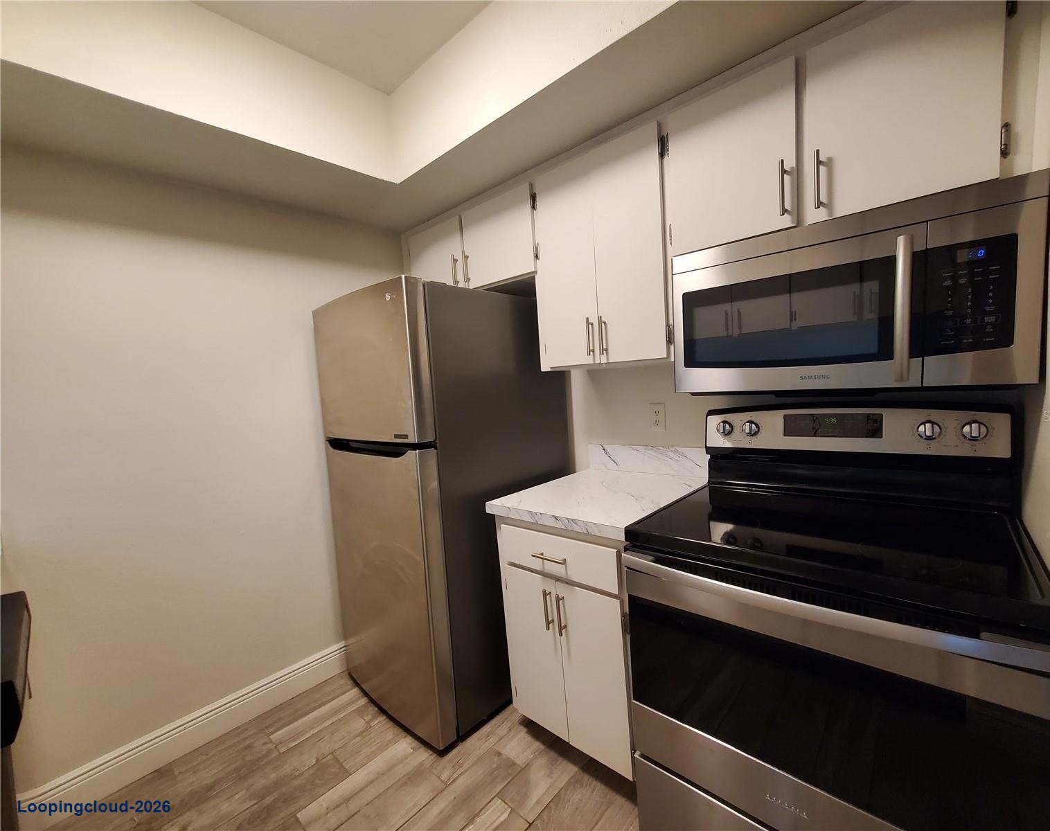 Stunning 2-Bedroom Condo for Rent in South Tampa | 3107 W Horatio St B22