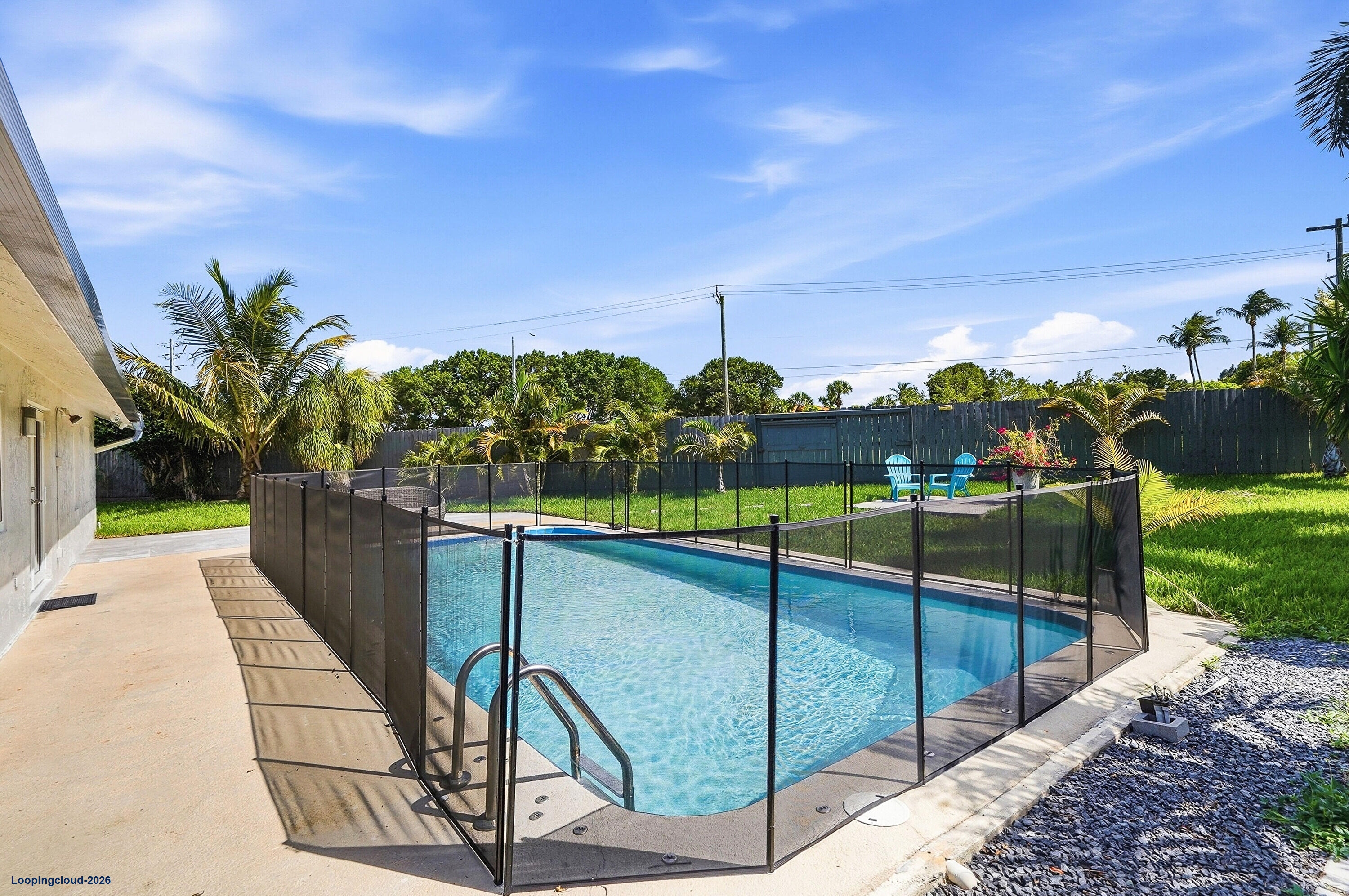25 CEDAR Circle, Boynton Beach, FL 33436