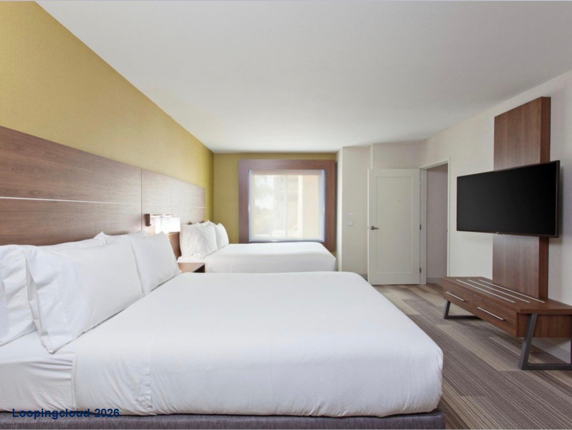 Holiday Inn Express & Suites Pasadena