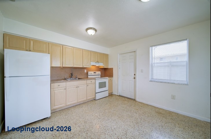 Multi family for sale at 7358 - 7360 SW 23rd St Miami.