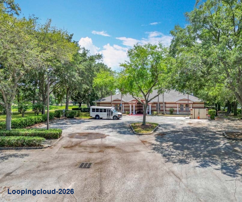 1001 Greenwood Blvd | Flexible Executive Office & Daycare Space for Lease in Lake Mary