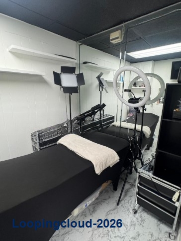 Established full-service beauty salon for sale in Flagler St Miami, FL 33144
