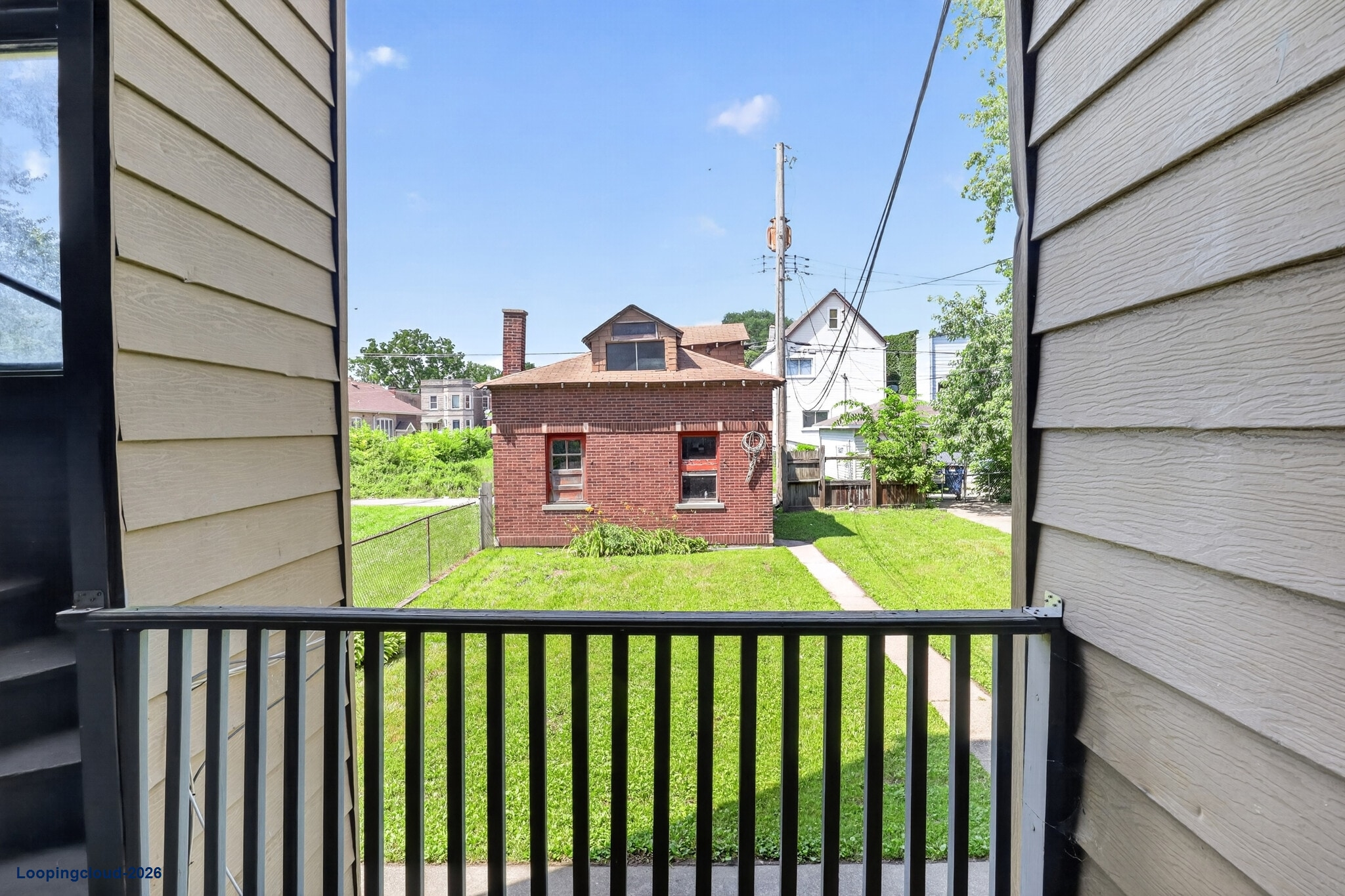 1528 E 74th Pl, Chicago IL 60619: 6-Unit Apartment Building | $680,000 ($113,333/Unit) – 8.37% Cap Rate
