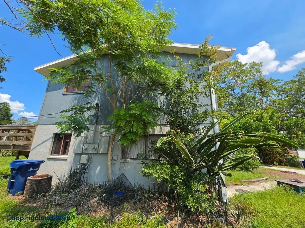 Single family home for sale at 7087 BRENTFORD Sarasota, FL 34241