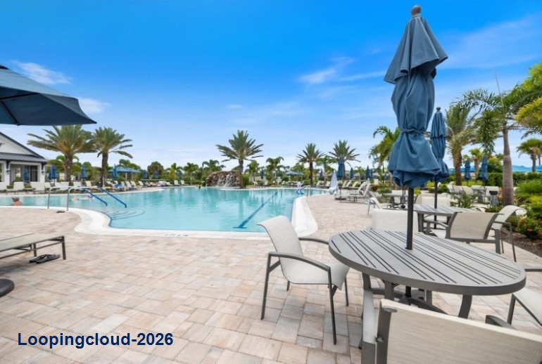 6281 Winding Pine Dr Nokomis, FL 34275