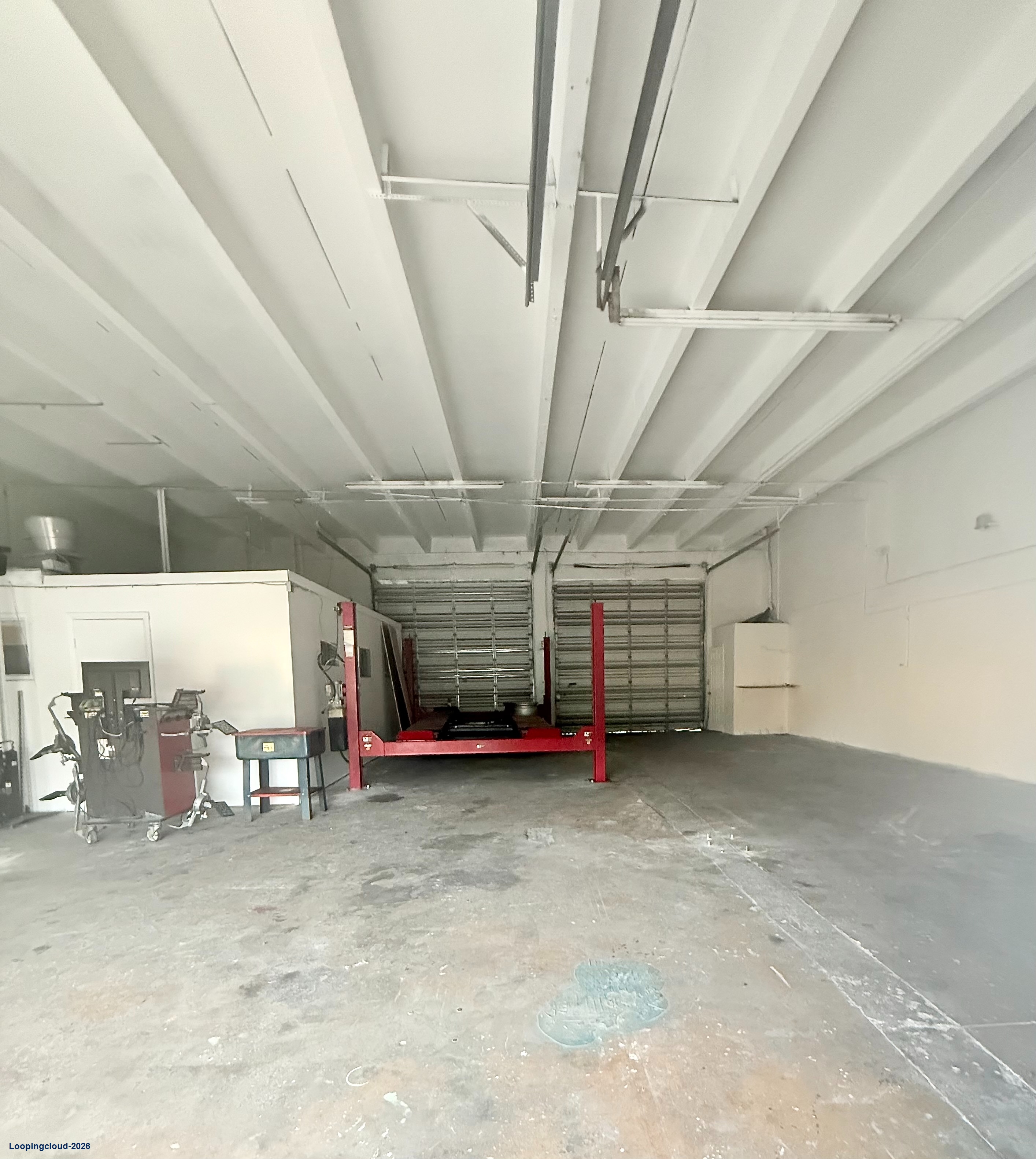 Warehouse for lease at 4711 W Hallandale Beach Blvd, West Park FL