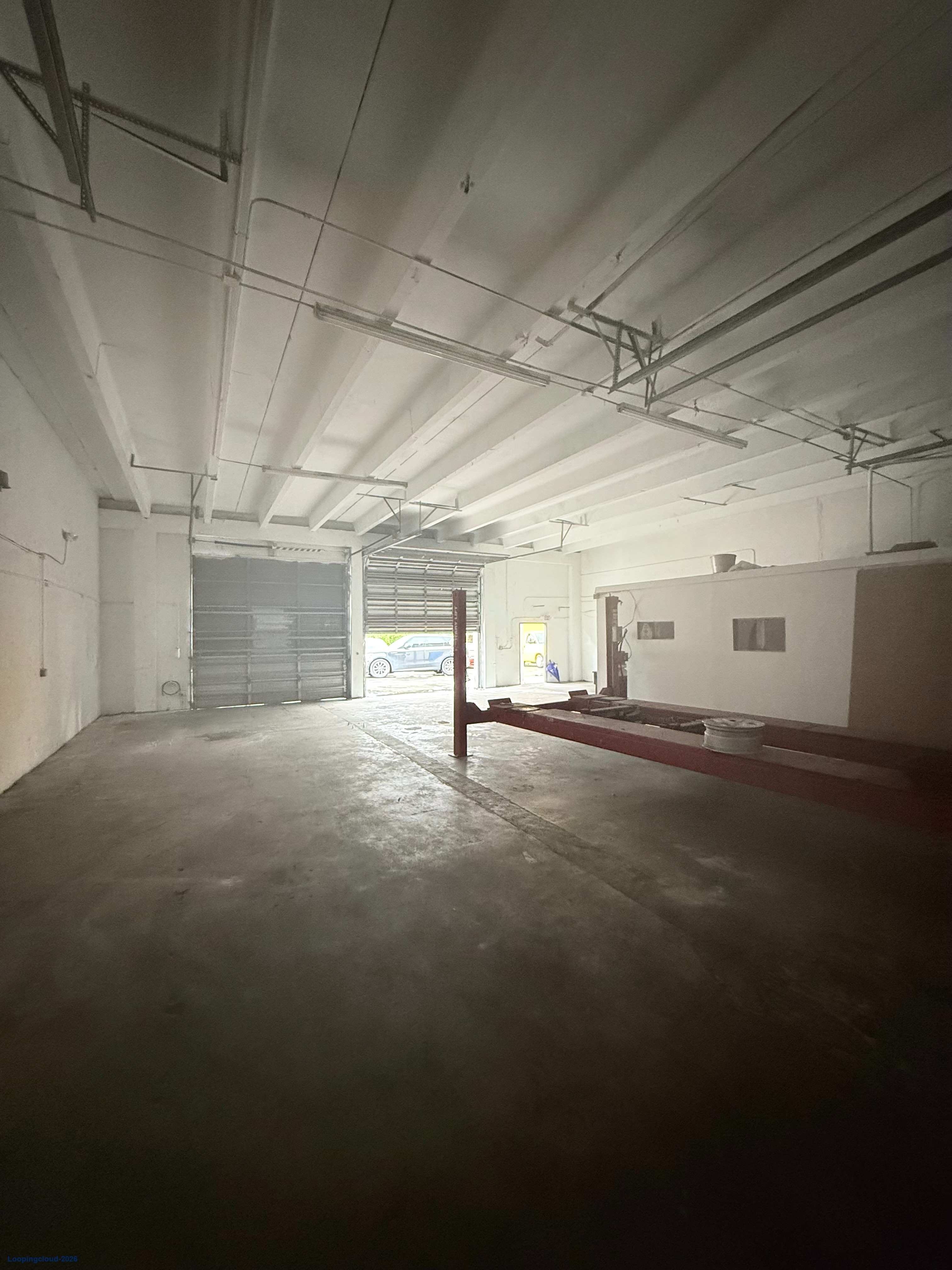 Warehouse for lease at 4711 W Hallandale Beach Blvd, West Park FL