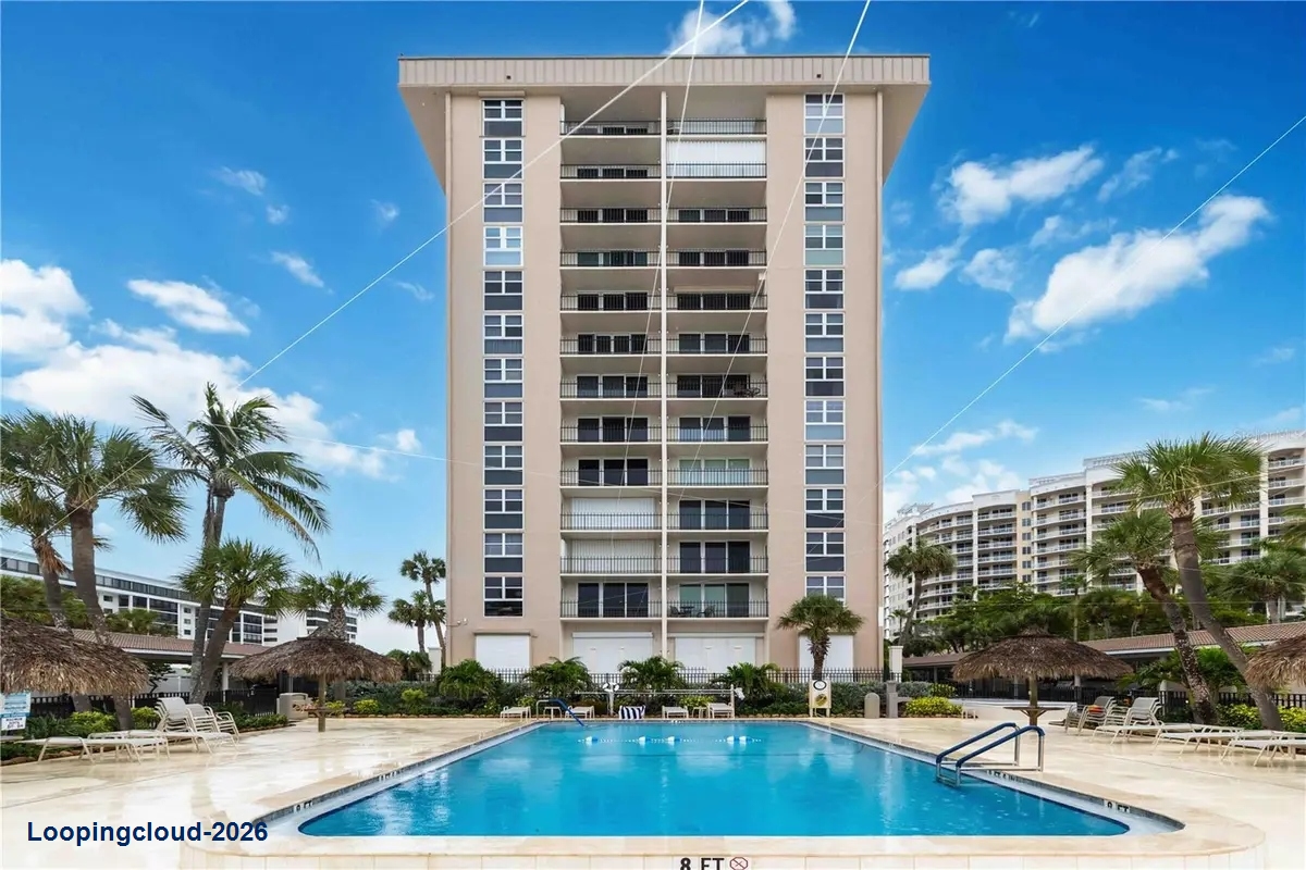 1212 BEN FRANKLIN DR #1205 Sarasota, FL 34236