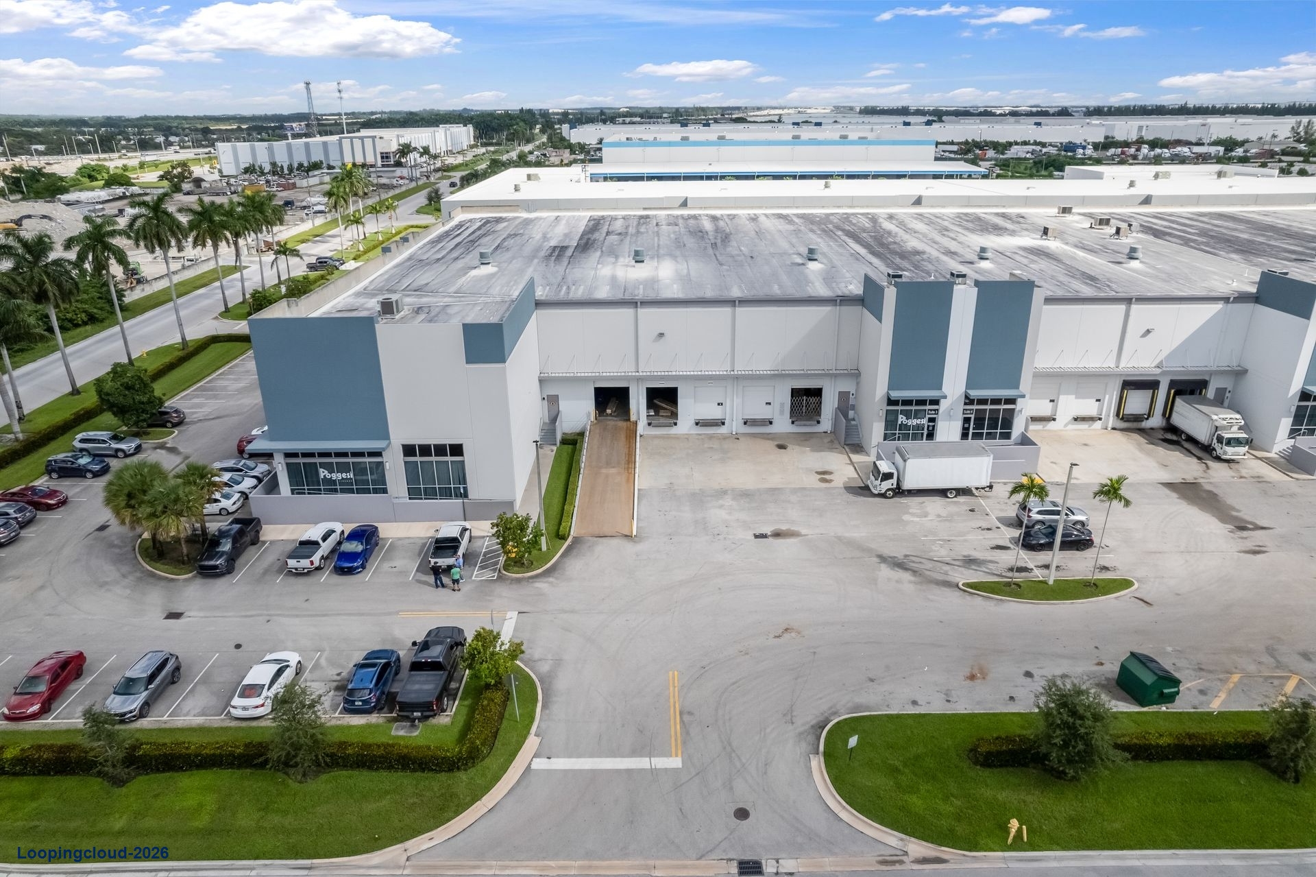 Industrial & Commercial  Warehouses For Lease in CROSSPOINTE COMMERCE CENTER, FL 33018