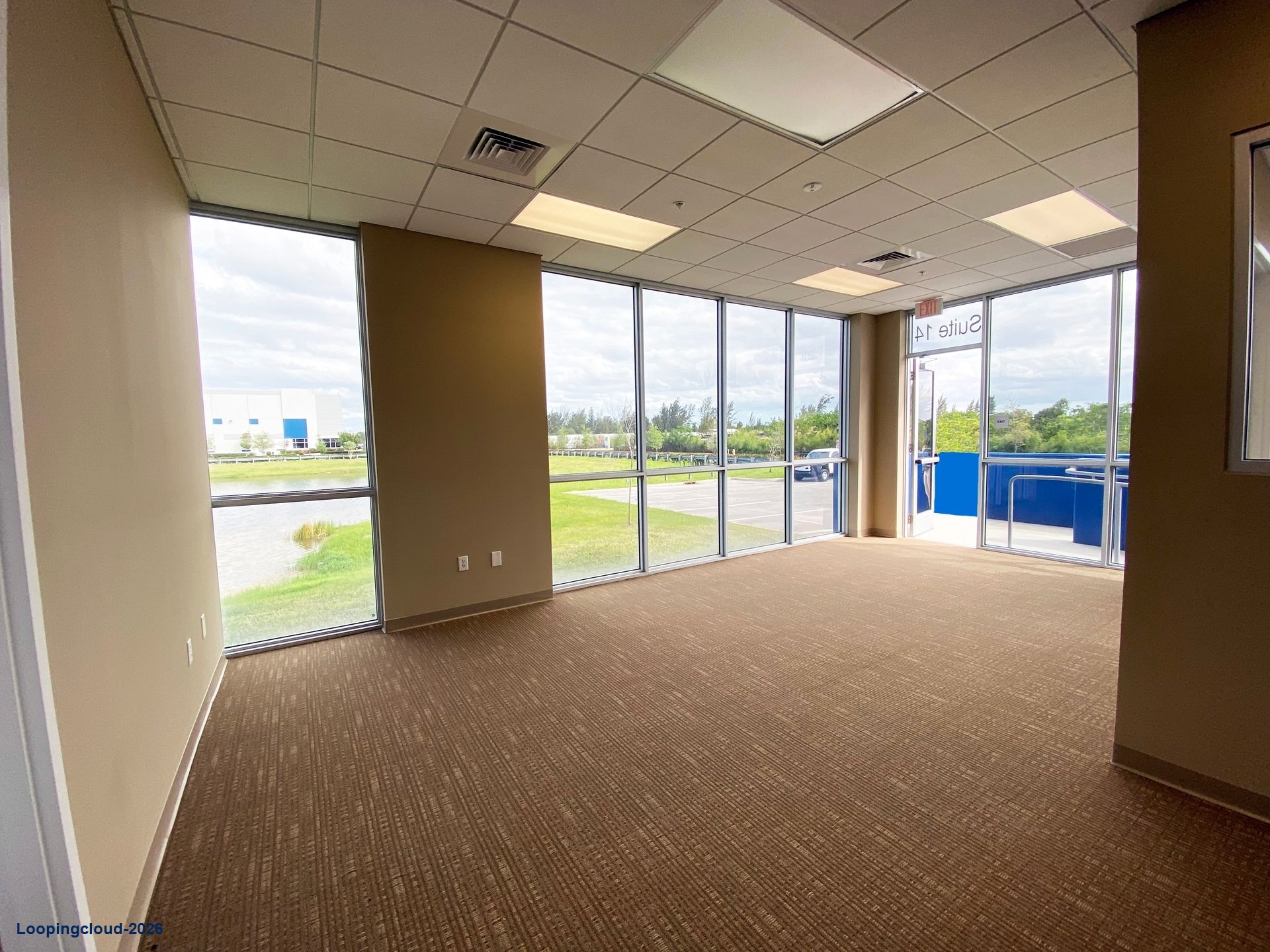 Industrial & Commercial  Warehouses For Lease in CROSSPOINTE COMMERCE CENTER, FL 33018