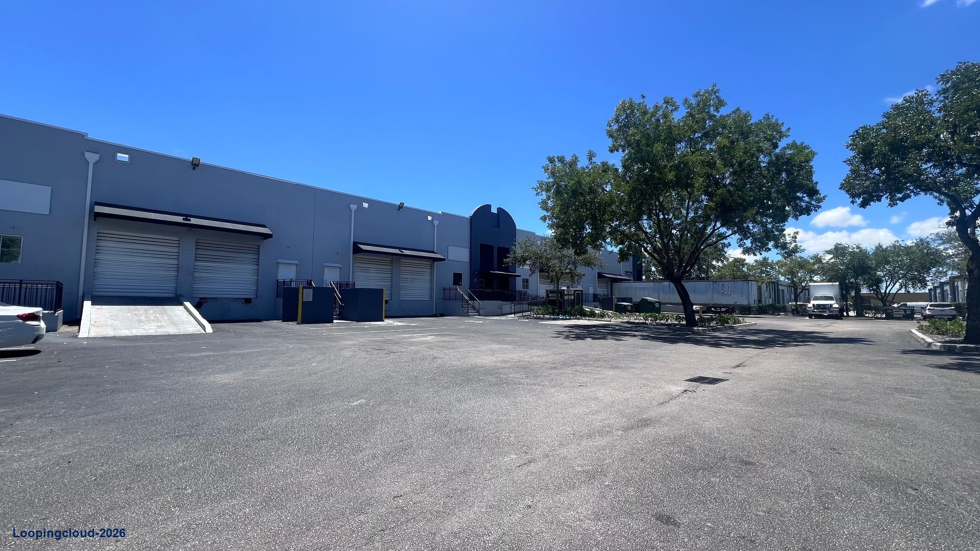+/-4,600 Sq. Ft.  Warehouse + Office Space  unit 7 for lease in Hialeah