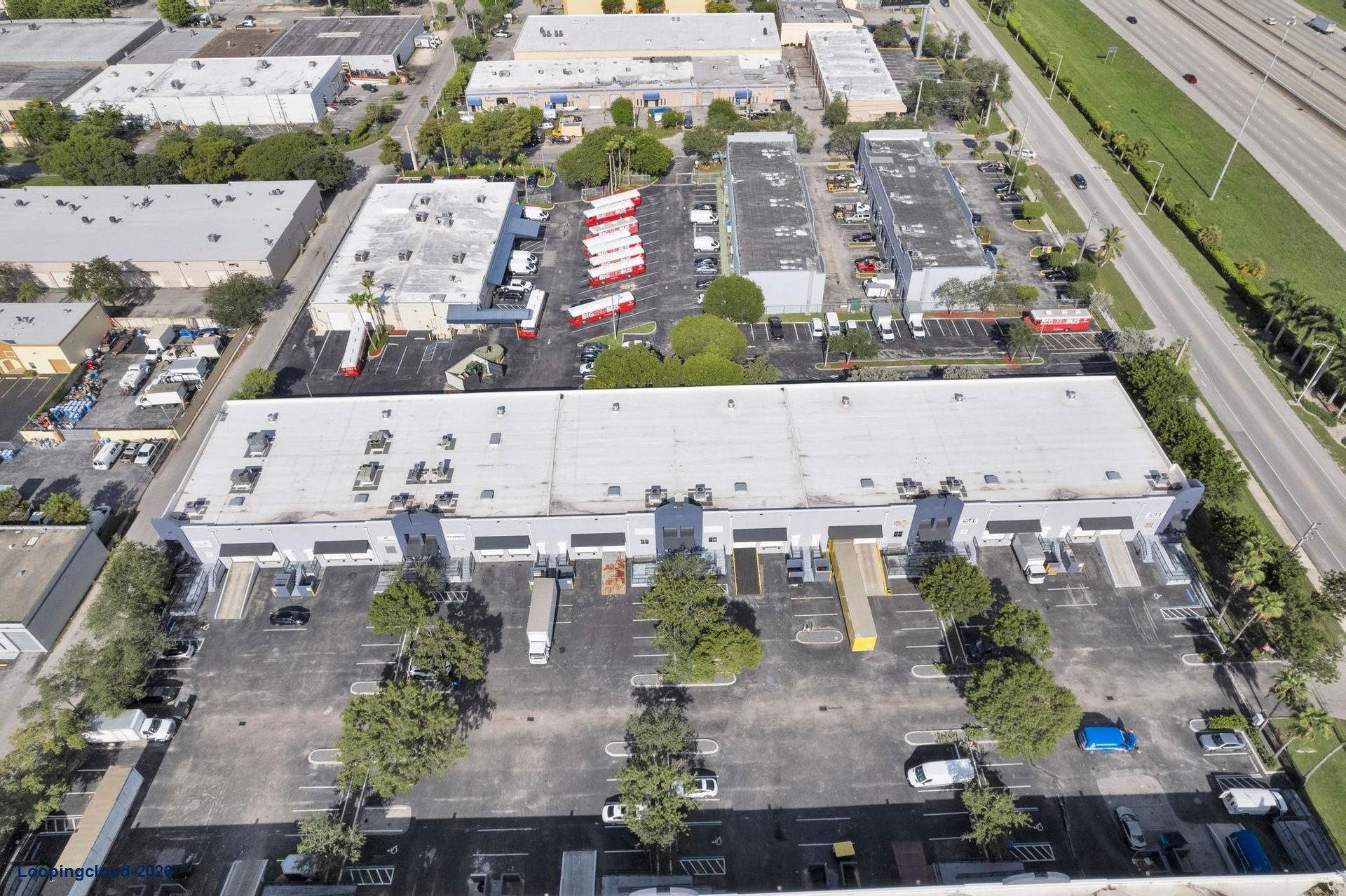 +/-4,600 Sq. Ft.  Warehouse + Office Space  unit 7 for lease in Hialeah