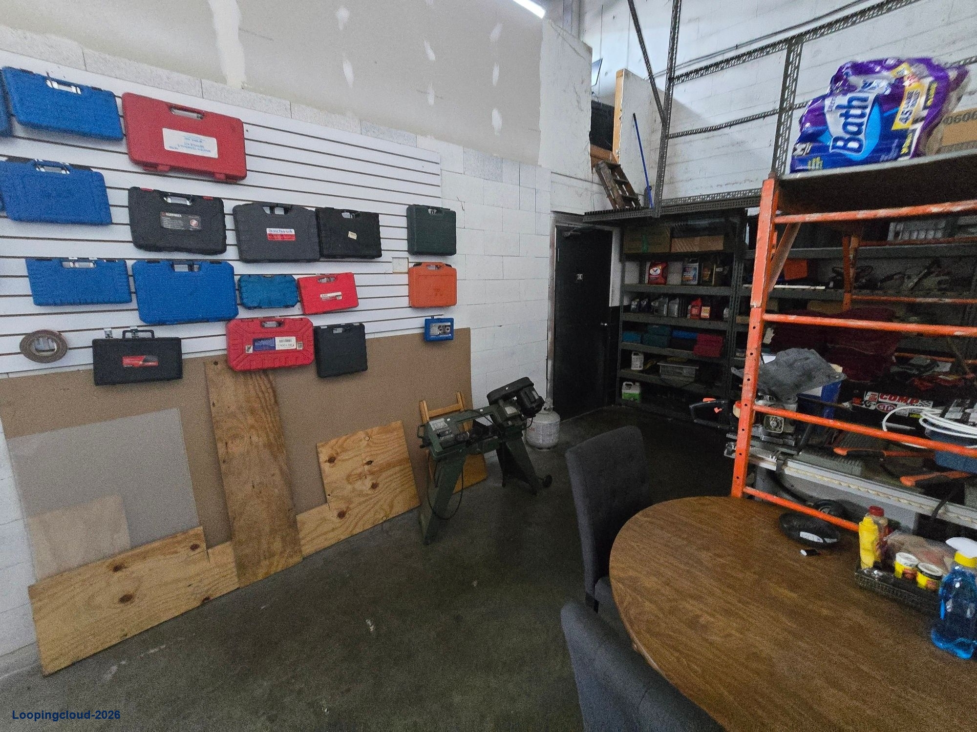 Turnkey Auto Repair Facility on US Hwy 19 | High Visibility & 7 Drive-In Bays