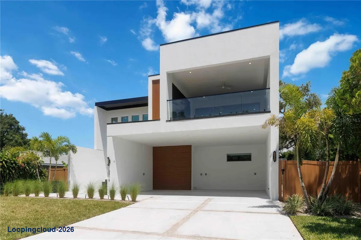 2419 HILLVIEW STREET ST Sarasota, FL 34239