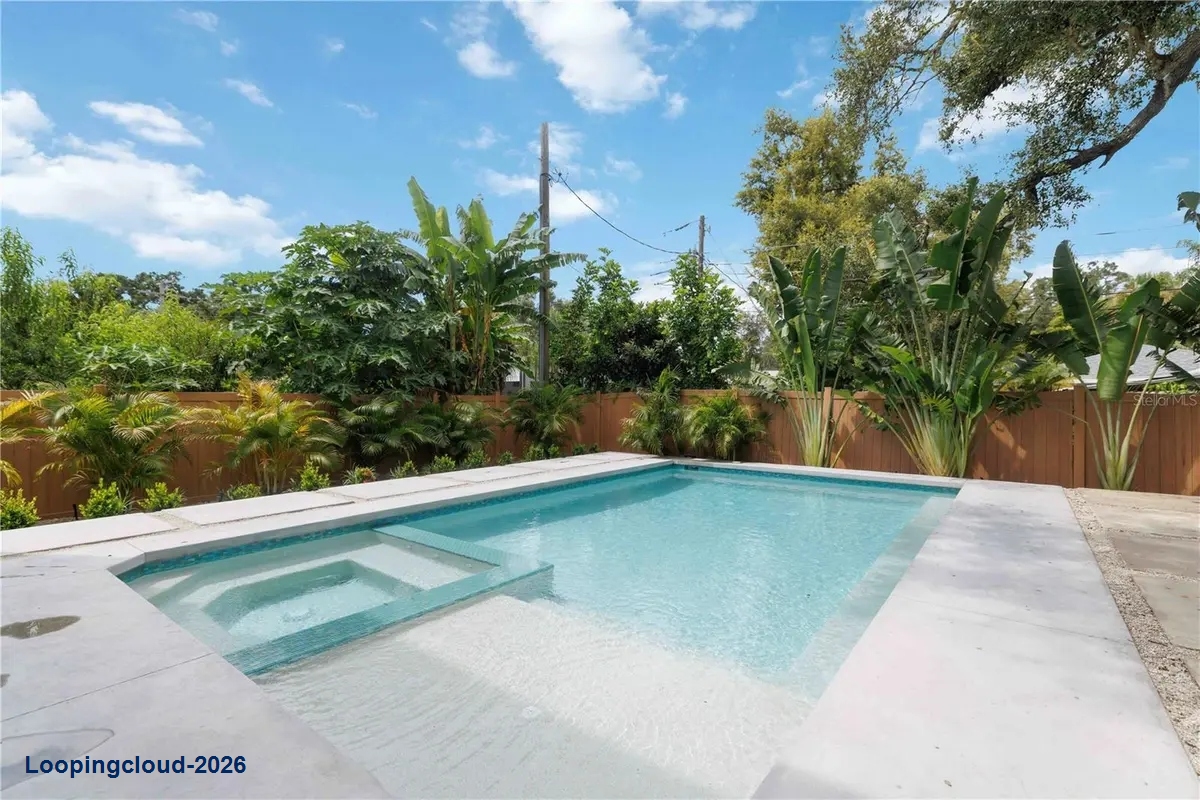 2419 HILLVIEW STREET ST Sarasota, FL 34239