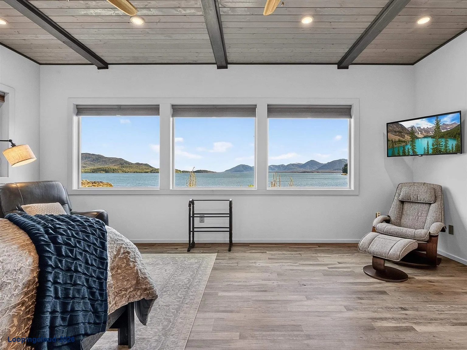 4-Bed Waterfront Home for Sale | 8352 S Tongass Hwy, Alaska