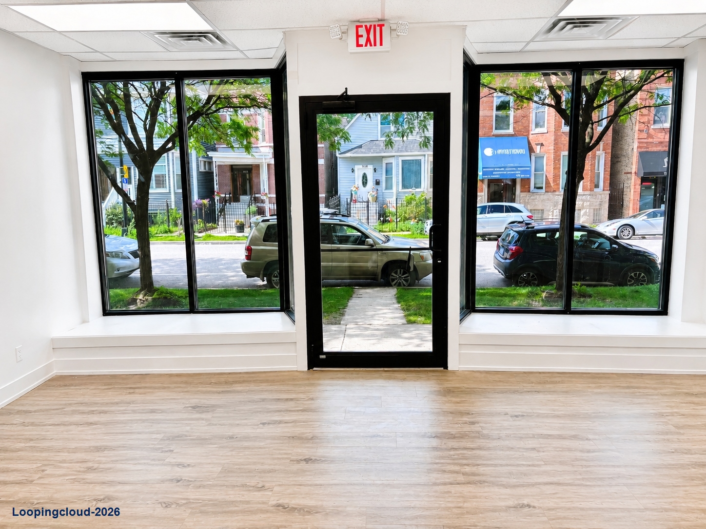 Turnkey Office/Retail Space for Lease in Lincoln Square | 1911 W Foster Ave, Chicago