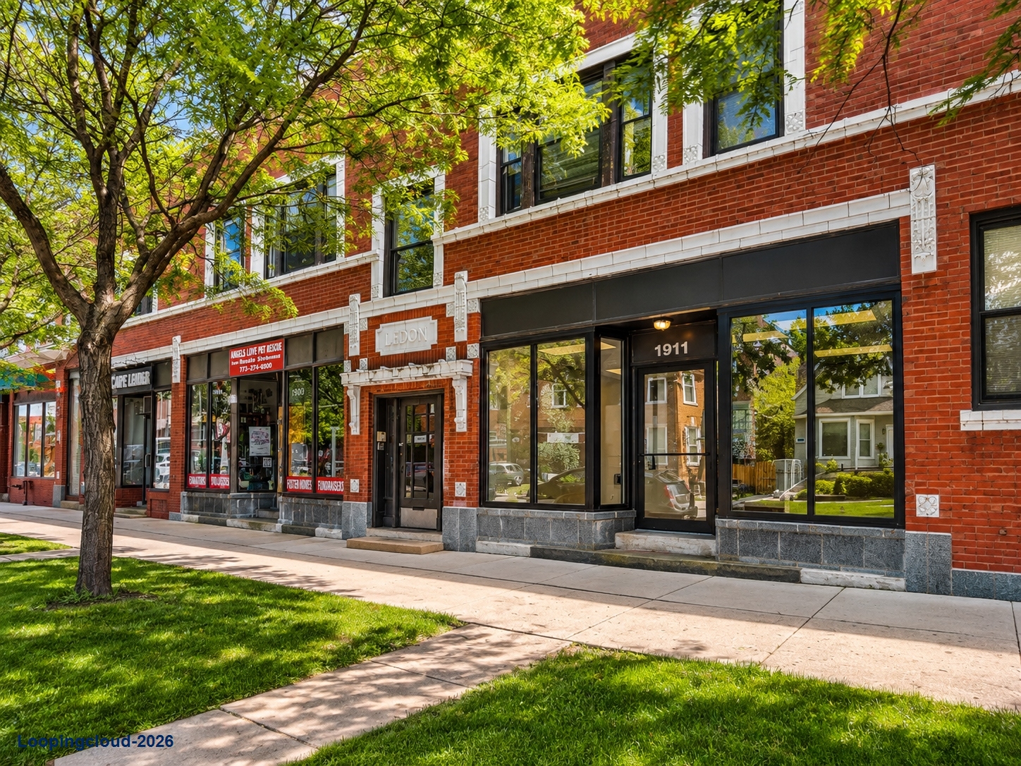 Turnkey Office/Retail Space for Lease in Lincoln Square | 1911 W Foster Ave, Chicago