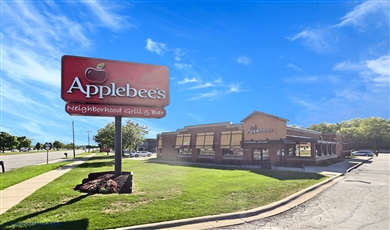 31653 Gratiot Ave Roseville Michigan, 48066 | Applebee's