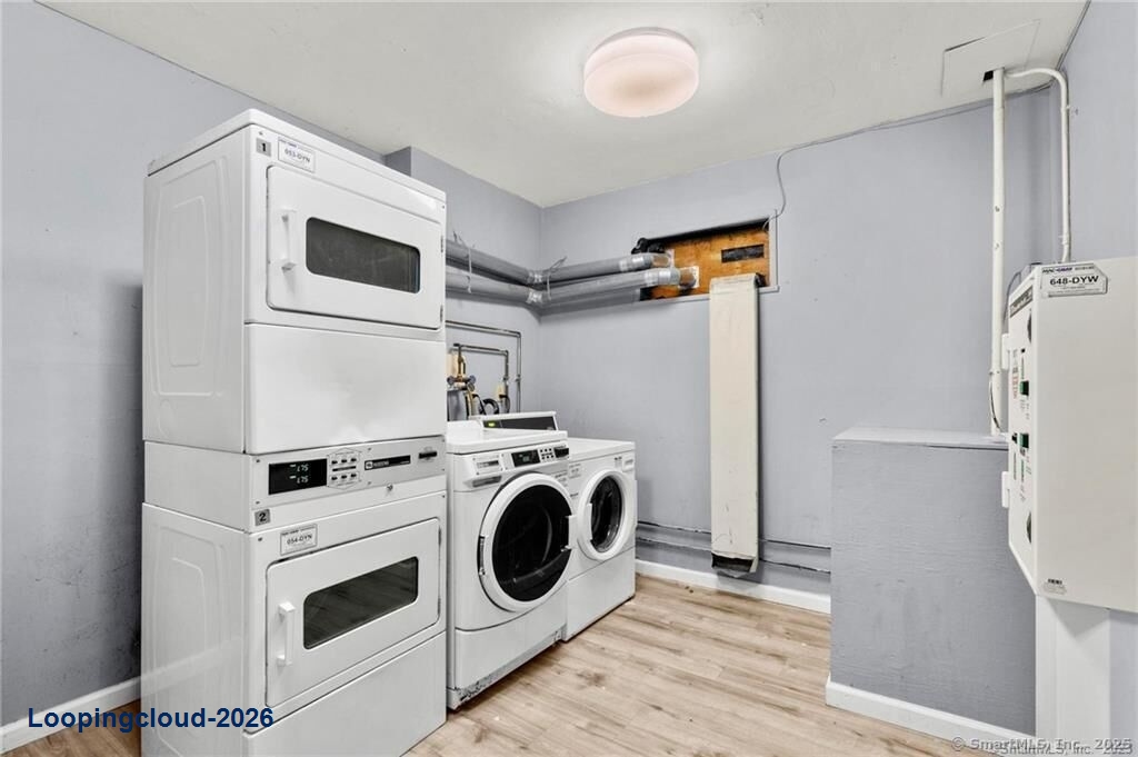 Hartford Area Commercial