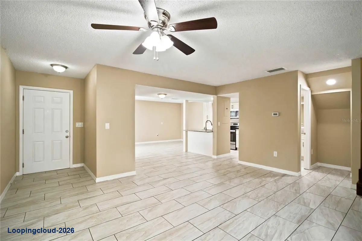 1006 LONGFELLOW CT Sarasota, FL 34243