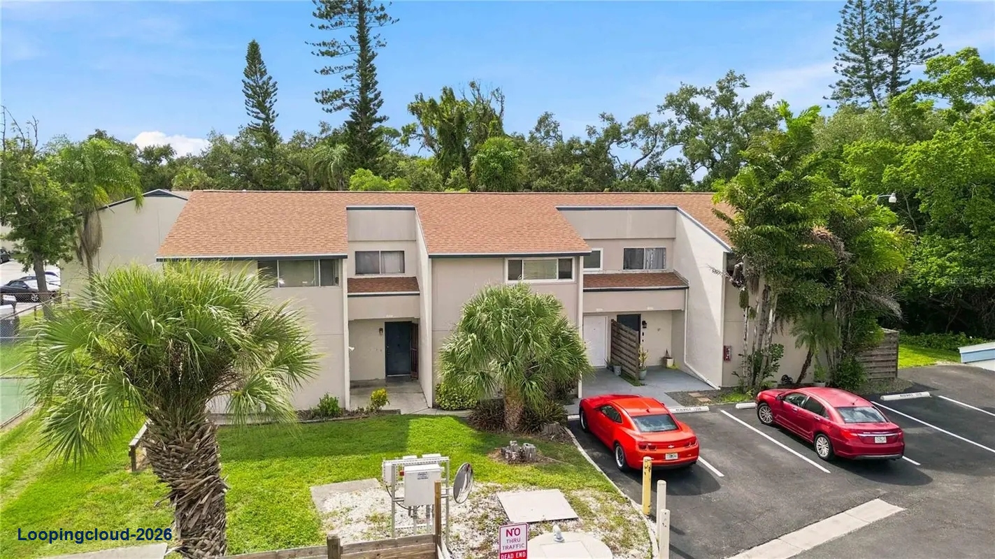 1006 LONGFELLOW CT Sarasota, FL 34243