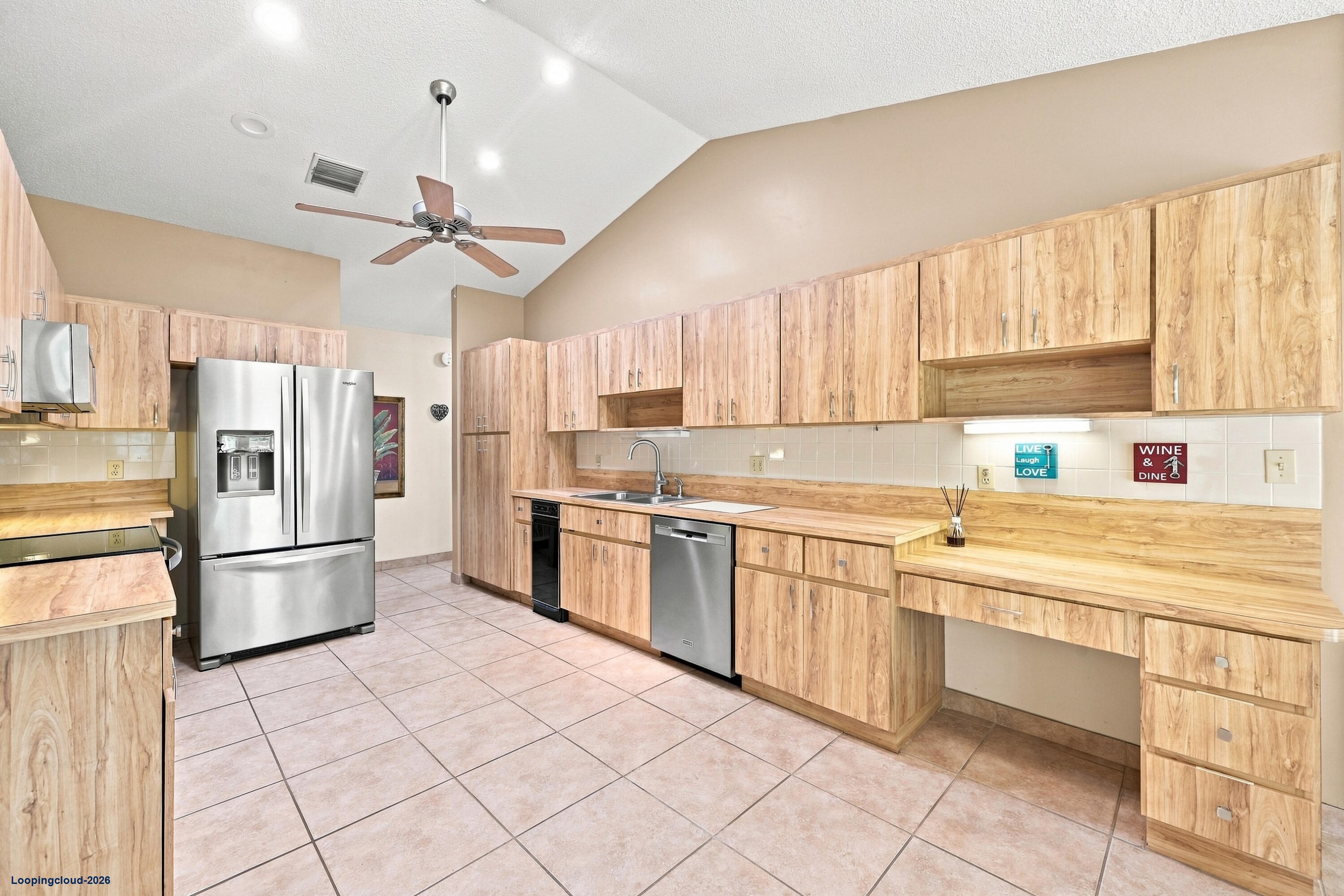 2111 NW 86TH Way, Coral Springs, FL 33071