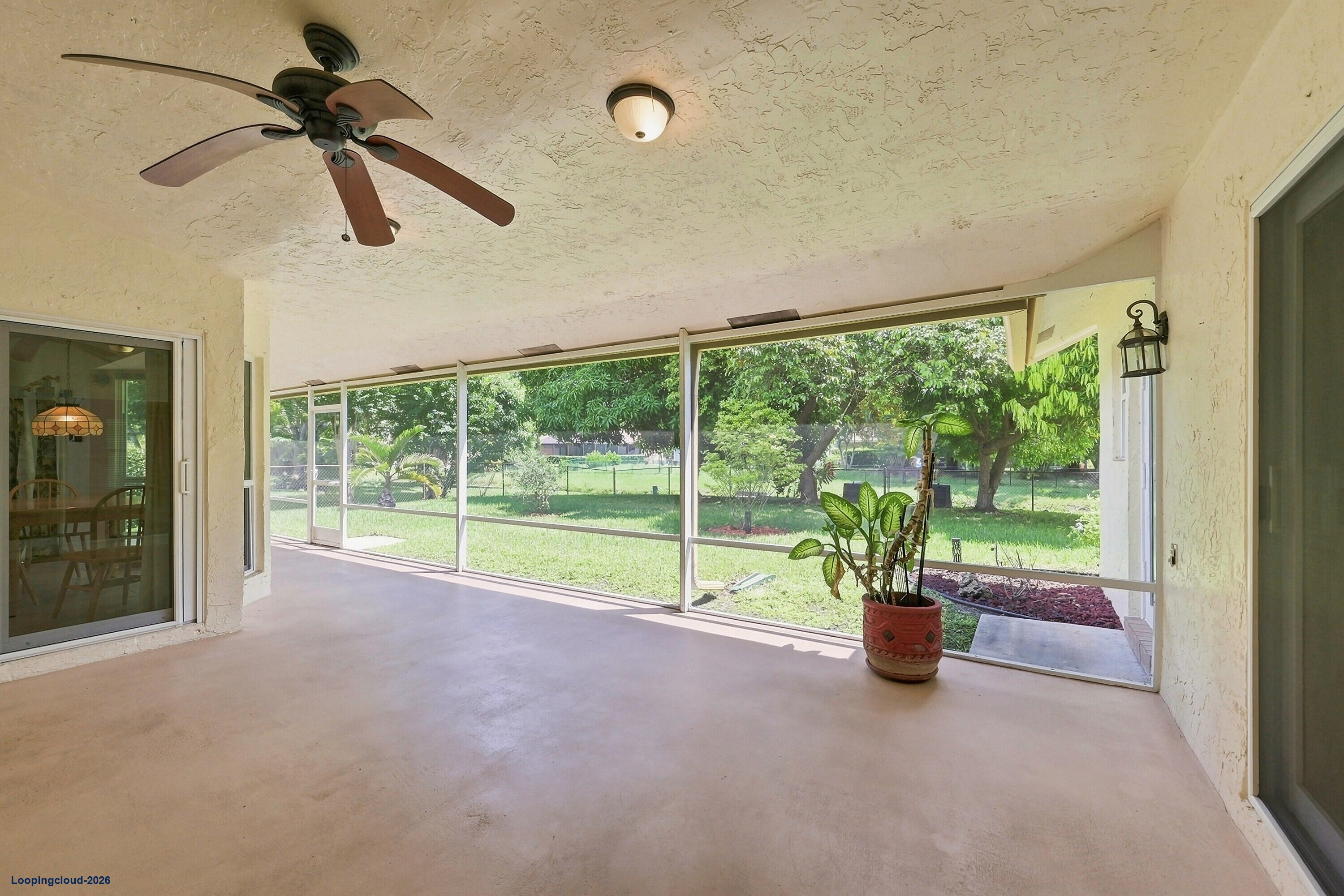 2111 NW 86TH Way, Coral Springs, FL 33071