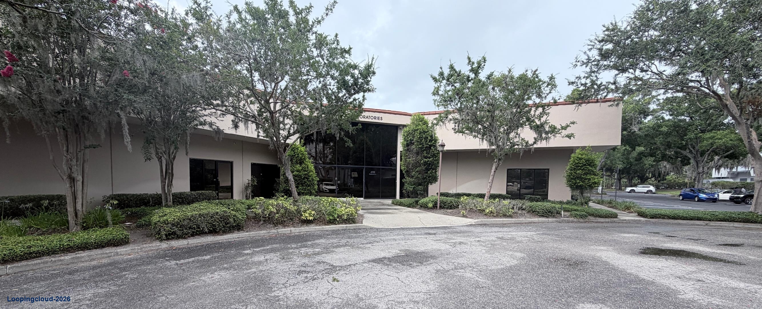 Parkway Commerce Center
