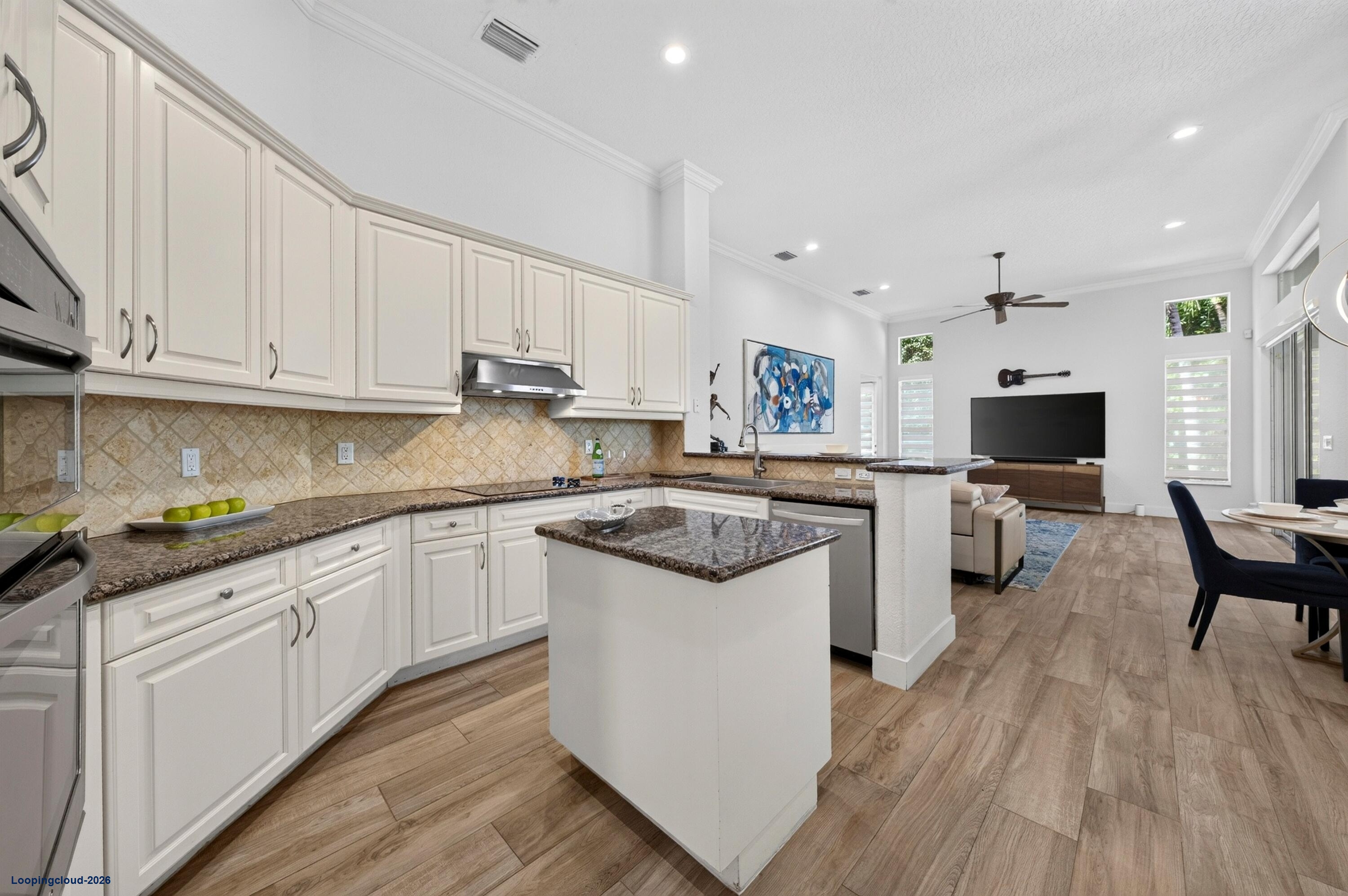 6519 NW 103rd Terrace, Parkland, FL 33076