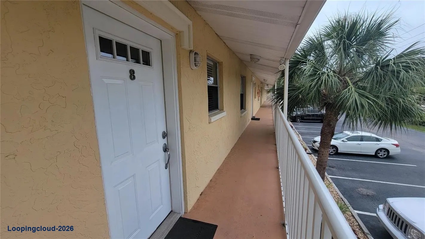 960 LACOSTA CIR #2 Sarasota, FL 34237