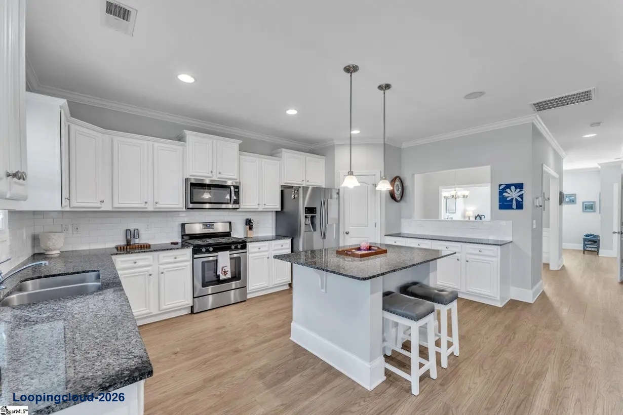 Expansive 4-Bedroom Family Home for Sale at 805 Camberwell Road, Simpsonville, SC