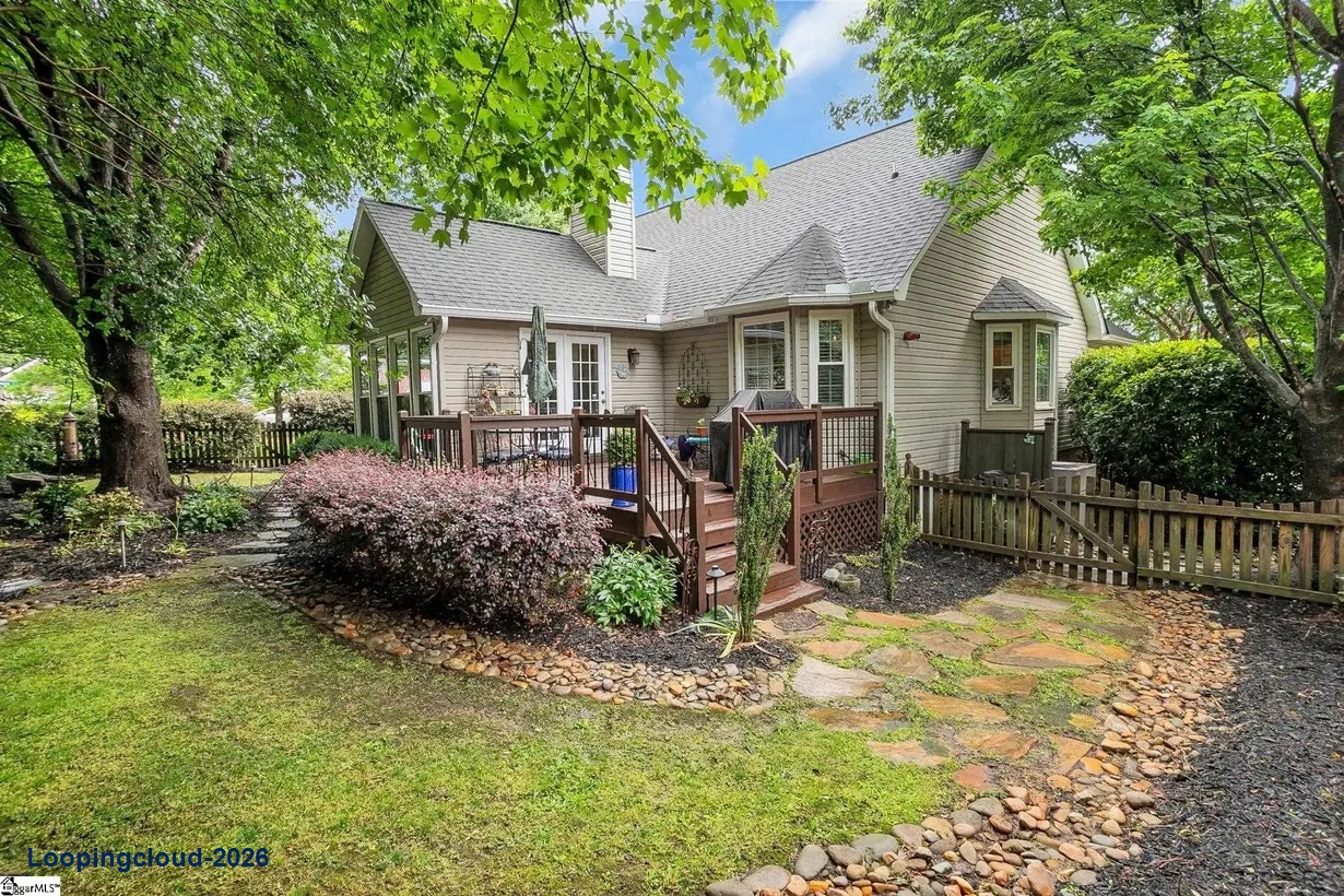 Charming Single-Owner Traditional Home for Sale at 215 Northfield Lane, Simpsonville, SC