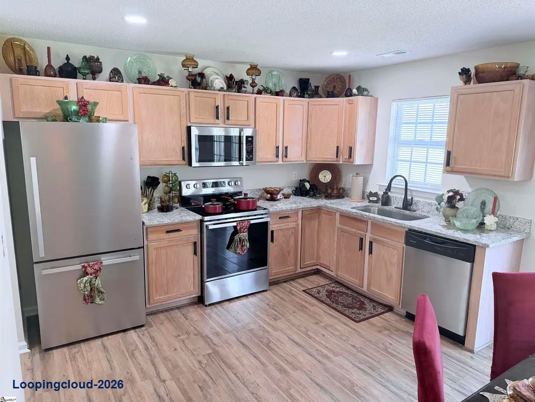 Beautifully Refreshed 4-Bedroom Home for Sale at 201 Garfield Lane, Simpsonville, SC