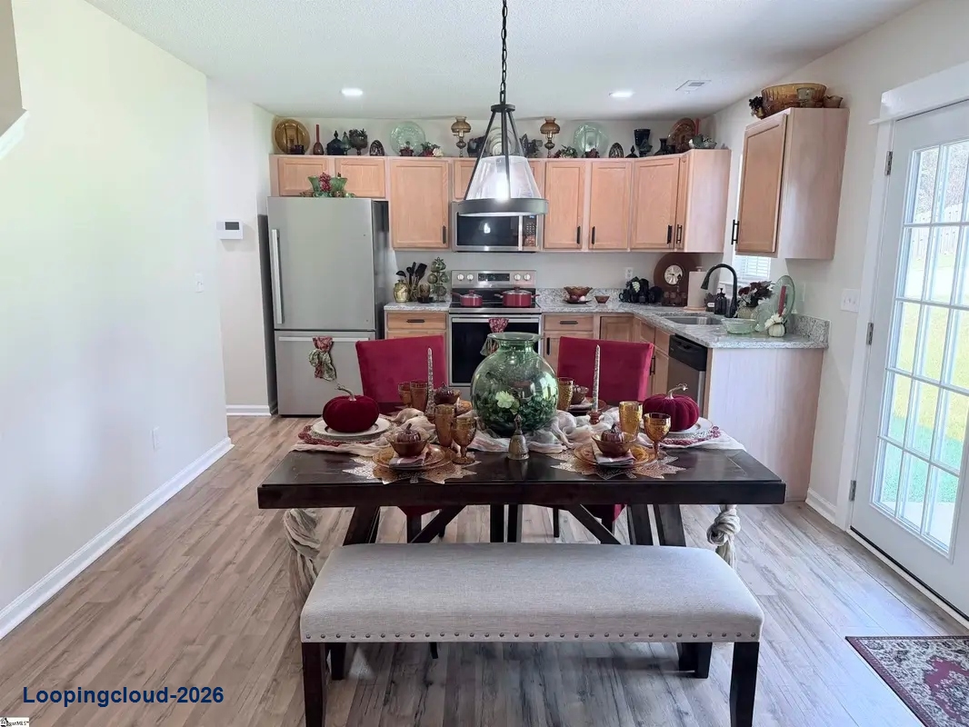 Beautifully Refreshed 4-Bedroom Home for Sale at 201 Garfield Lane, Simpsonville, SC