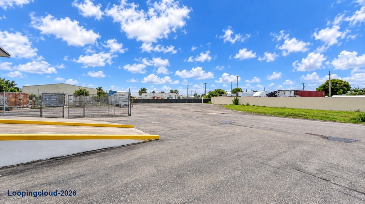 Industrial Building for Sale in Homestead, FL | 229 S Railroad Ave