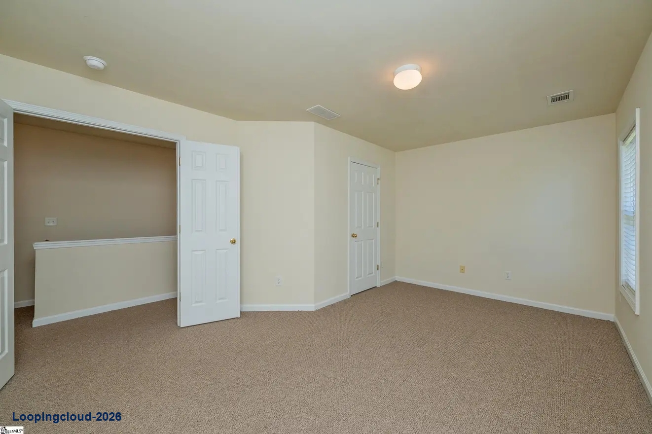 17 Jordan Crest Ct, Simpsonville, SC 29681 | 5 Bed Five Forks Home