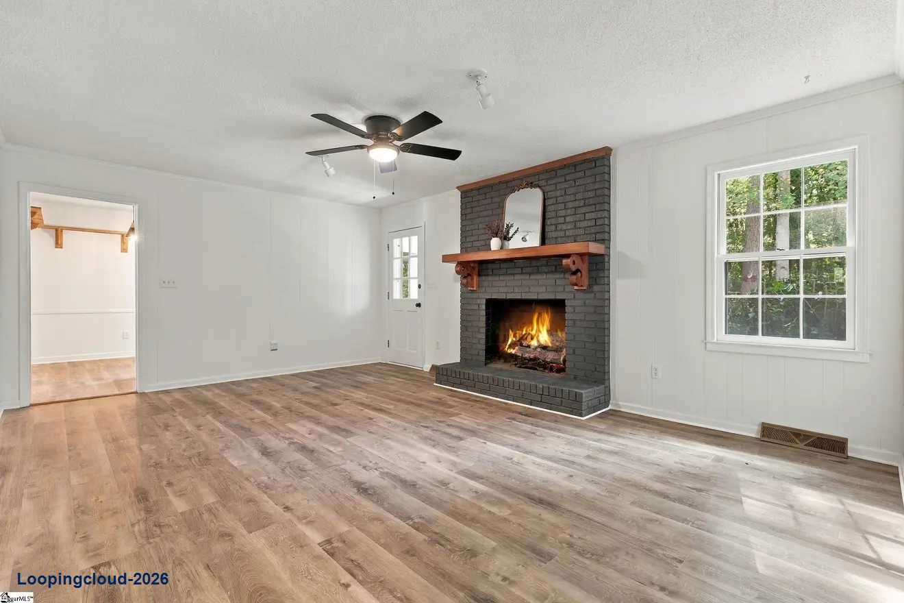 105 Vicksburg Ct, Simpsonville, SC 29681 | Renovated Ranch in Powderhorn