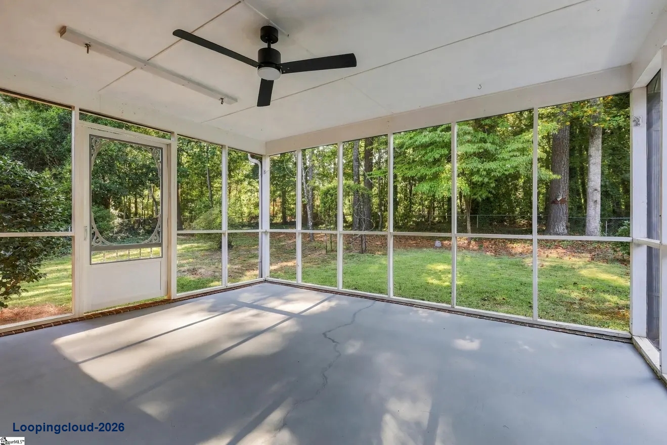 105 Vicksburg Ct, Simpsonville, SC 29681 | Renovated Ranch in Powderhorn