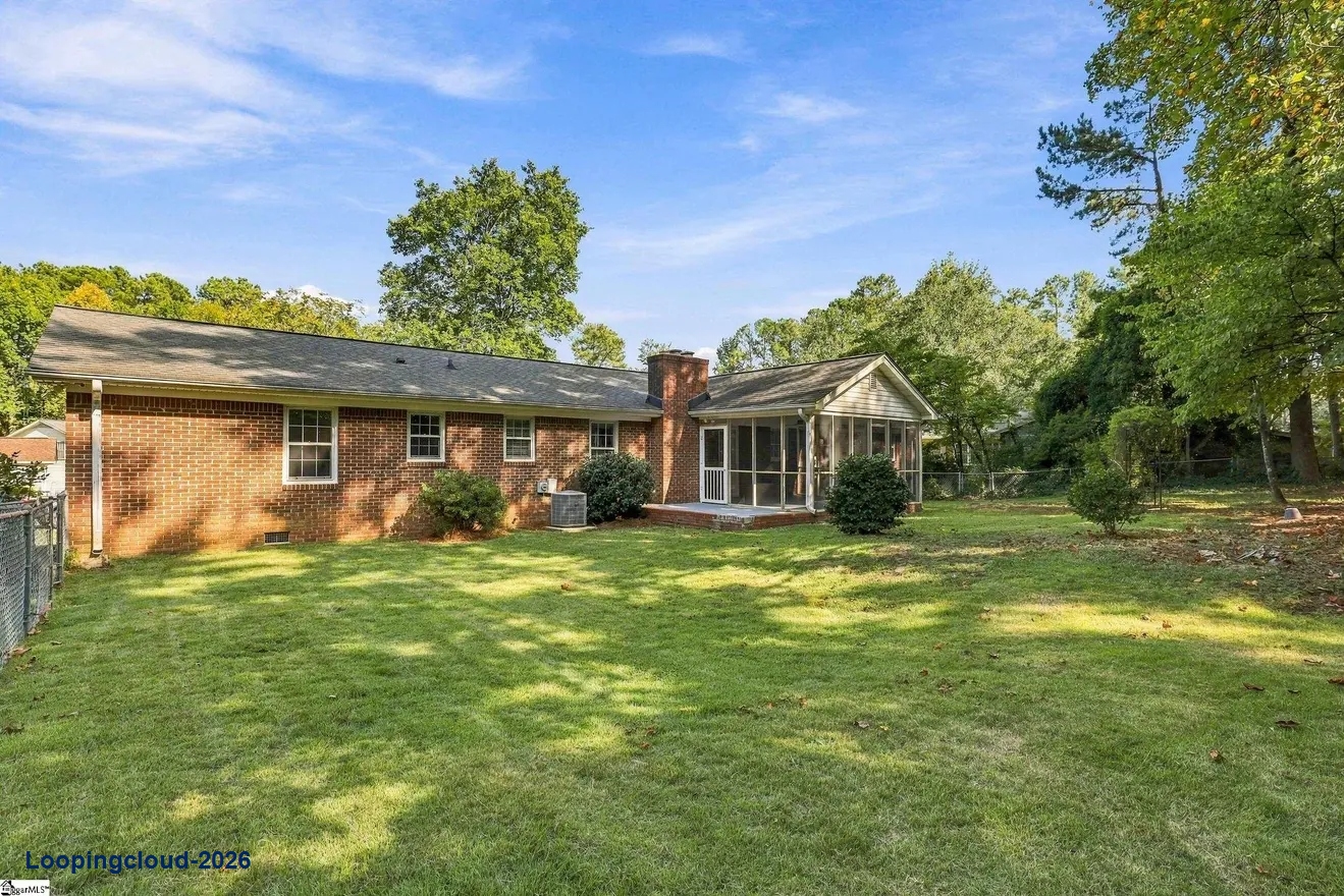 105 Vicksburg Ct, Simpsonville, SC 29681 | Renovated Ranch in Powderhorn