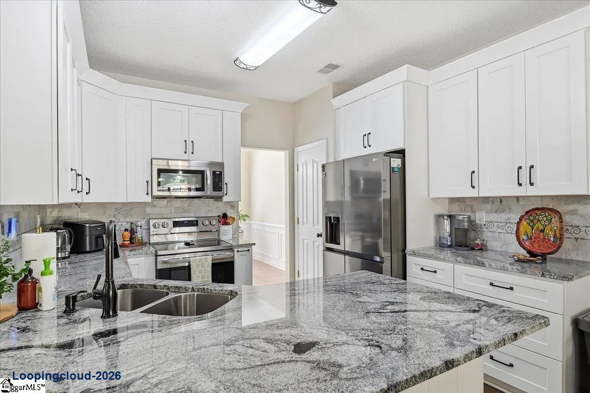 696 Timber Walk Dr, Simpsonville, SC 29681 | 4 Bed Home in Timber Walk