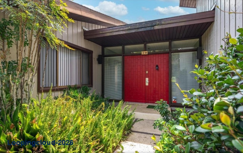 Distinctive Townhome for Sale in Grenelefe Community, Florida