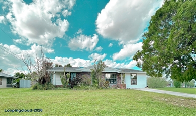 $199,900      201 NW Floresta Dr Fort Pierce Florida, 34983 | 201 NW Floresta Dr, Port Saint Lucie, FL | Pool Home on Corner Lot