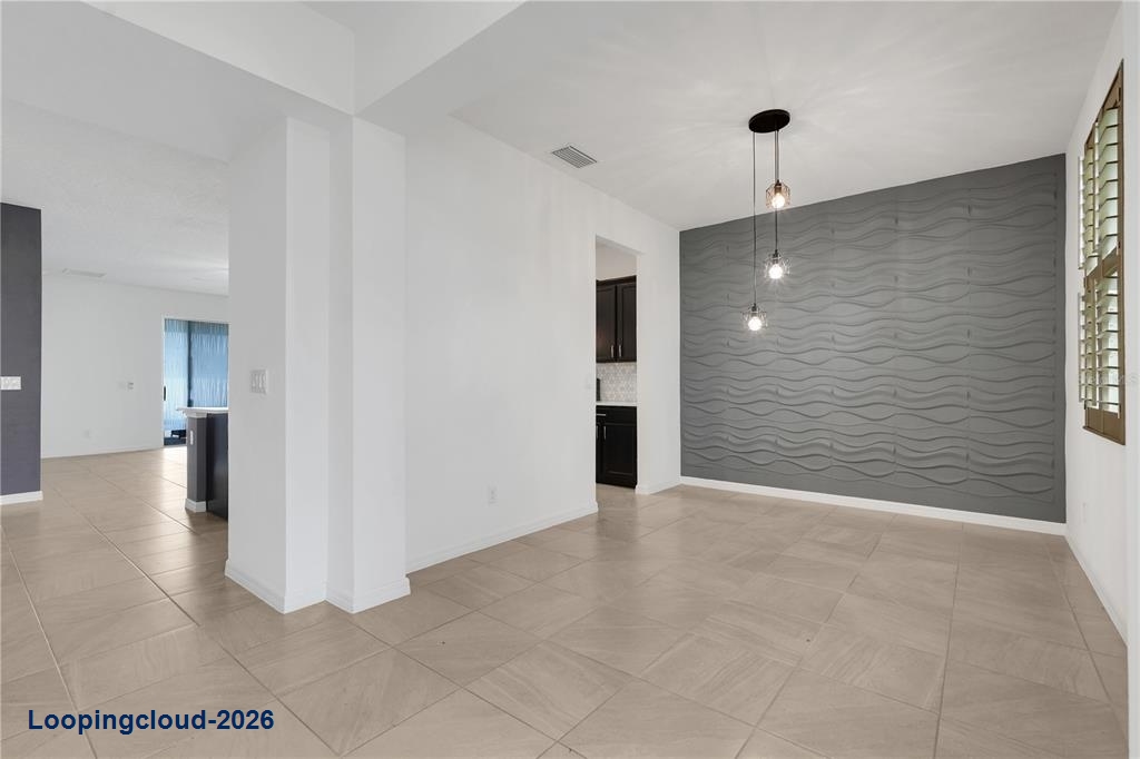 935 Benjamin Trl, Davenport, FL 33837 | Low-Maintenance Home w/ Hot Tub