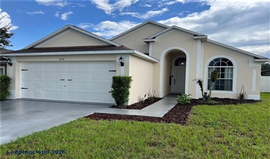218 Royal Ridge Dr, Davenport, FL 33837 | 3 Bed Home in Gated Royal Ridge