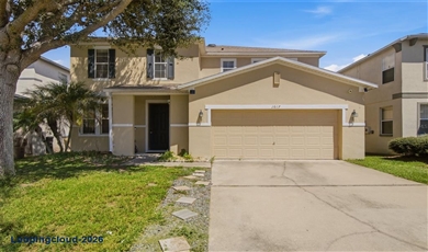1017 Berkeley Dr, Kissimmee, FL 34744 | Renovated Pool Home in Remington
