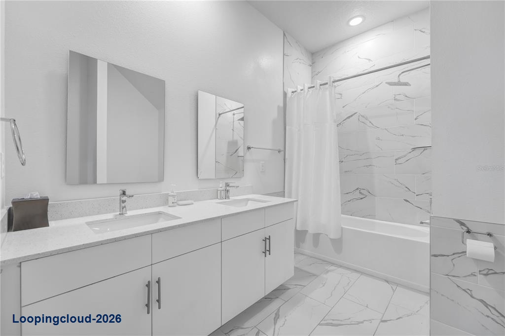352 Famagusta Dr, Davenport, FL 33896 | 4 Bed Furnished Townhome w/ Private Pool