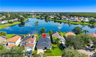 2619 Heron Landing Ct, Orlando, FL 32837 | Waterfront Pool Home in Hunter