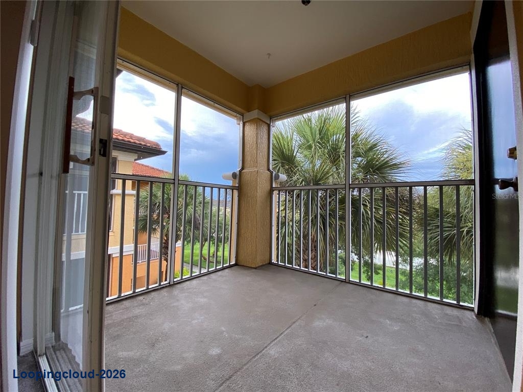 5455 Vineland Rd #3310, Orlando, FL 32811 | Fully Renovated Cypress Fairway Condo