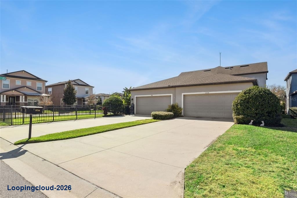FishHawk Ranch Townhome For Sale: 5714 Colony Glen Road, Lithia, FL 33547